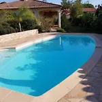 Habitación en casa particular D'hote Kalango Proche De La Plage-piscine *