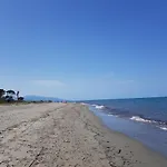 D'hote Kalango Proche De La Plage-piscine Lucciana (Corsica)