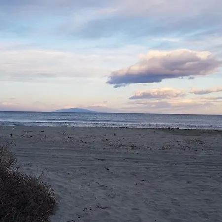 D'hote Kalango Proche De La Plage-piscine Homestay *