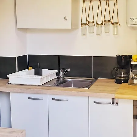 D'hote Kalango Proche De La Plage-piscine Homestay