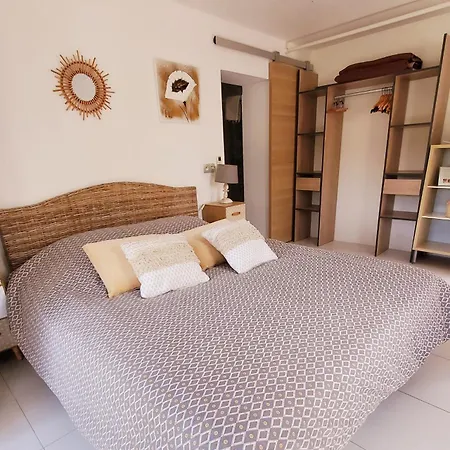 Homestay D'hote Kalango Proche De La Plage-piscine *